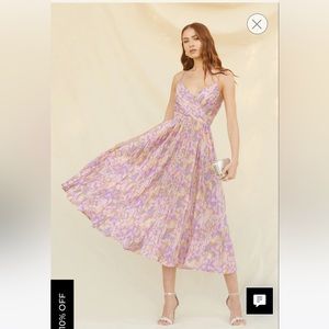 ASTR the label Pleated Twist Bust Midi Dress